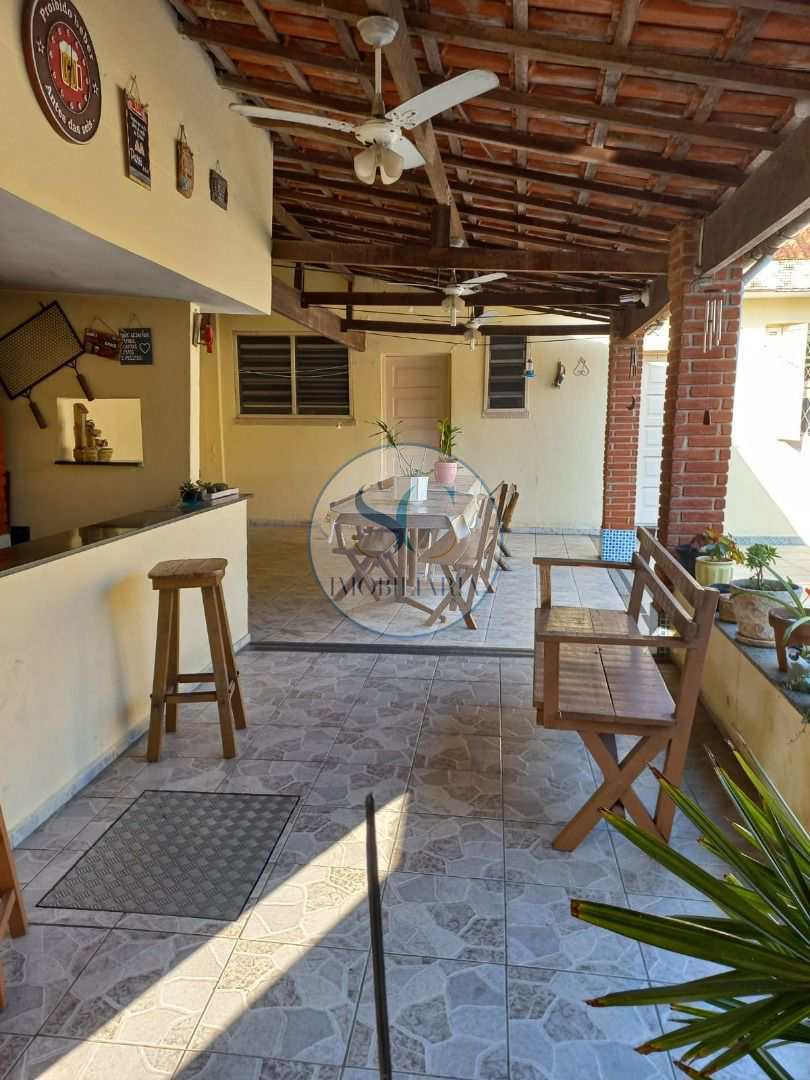 Casa à venda com 3 quartos, 240m² - Foto 27