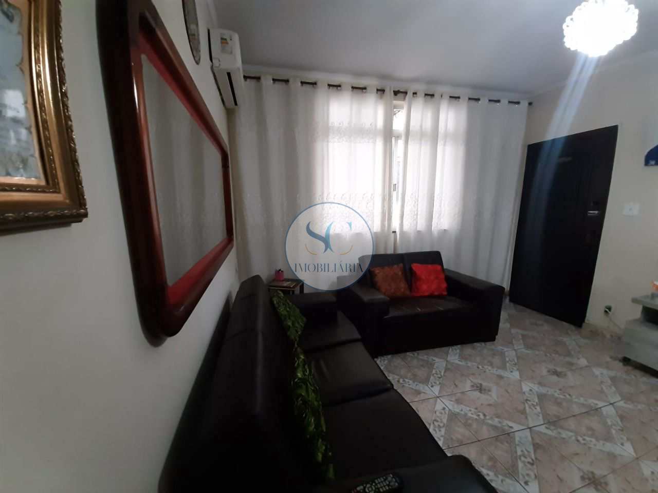 Apartamento à venda com 2 quartos, 70m² - Foto 2