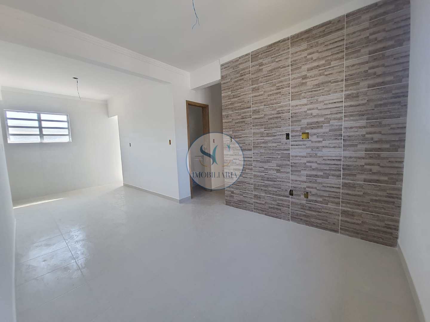 Casa à venda com 2 quartos, 45m² - Foto 2