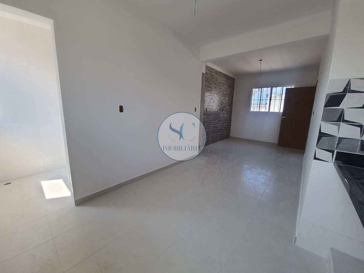 Casa à venda com 2 quartos, 45m² - Foto 4