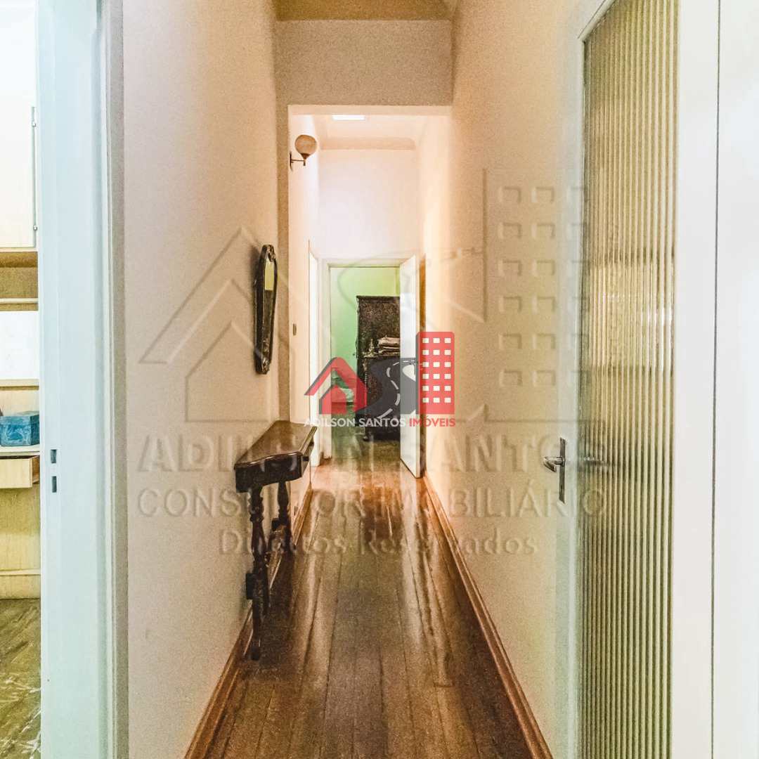 Casa à venda com 3 quartos, 300m² - Foto 2