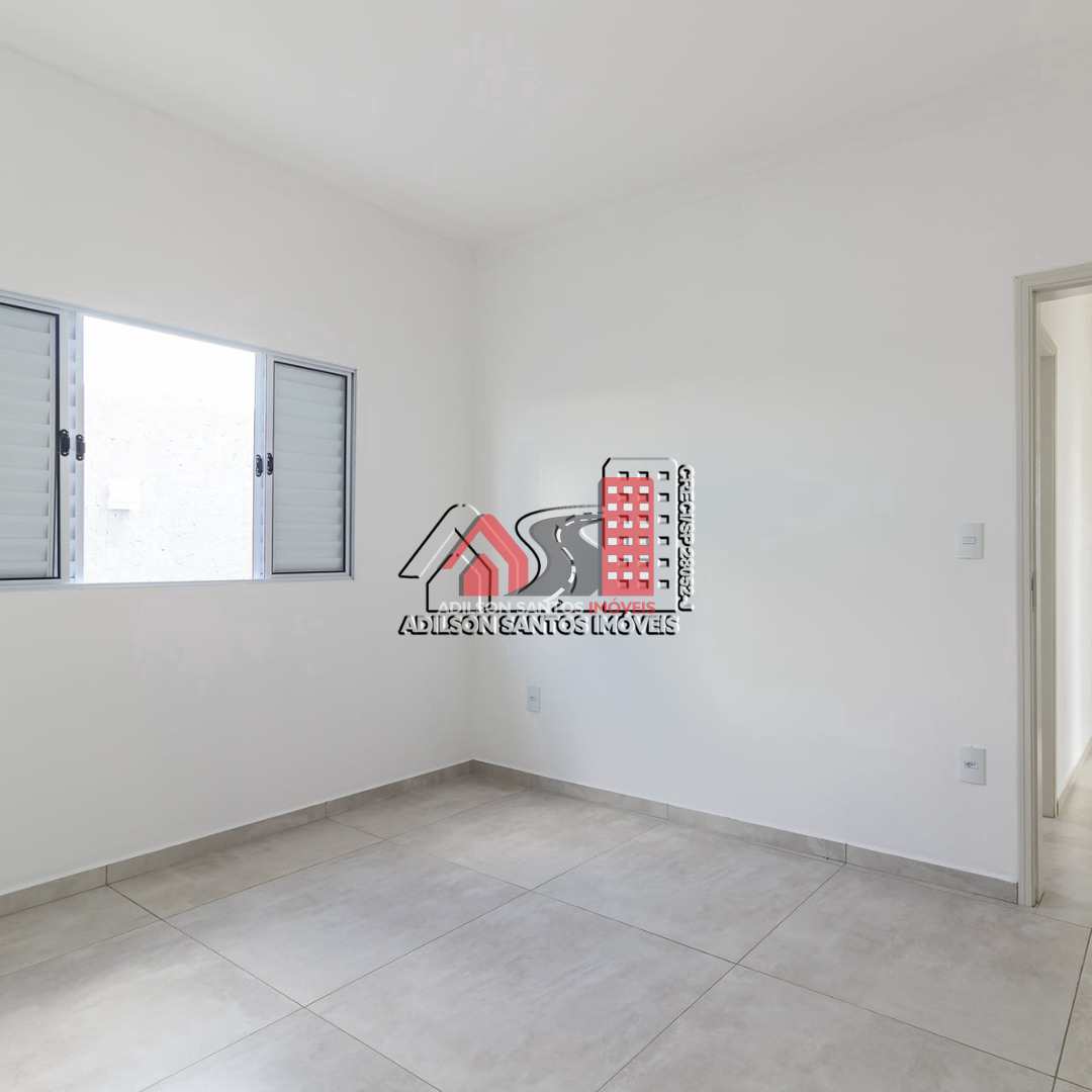 Casa à venda com 3 quartos, 200m² - Foto 3