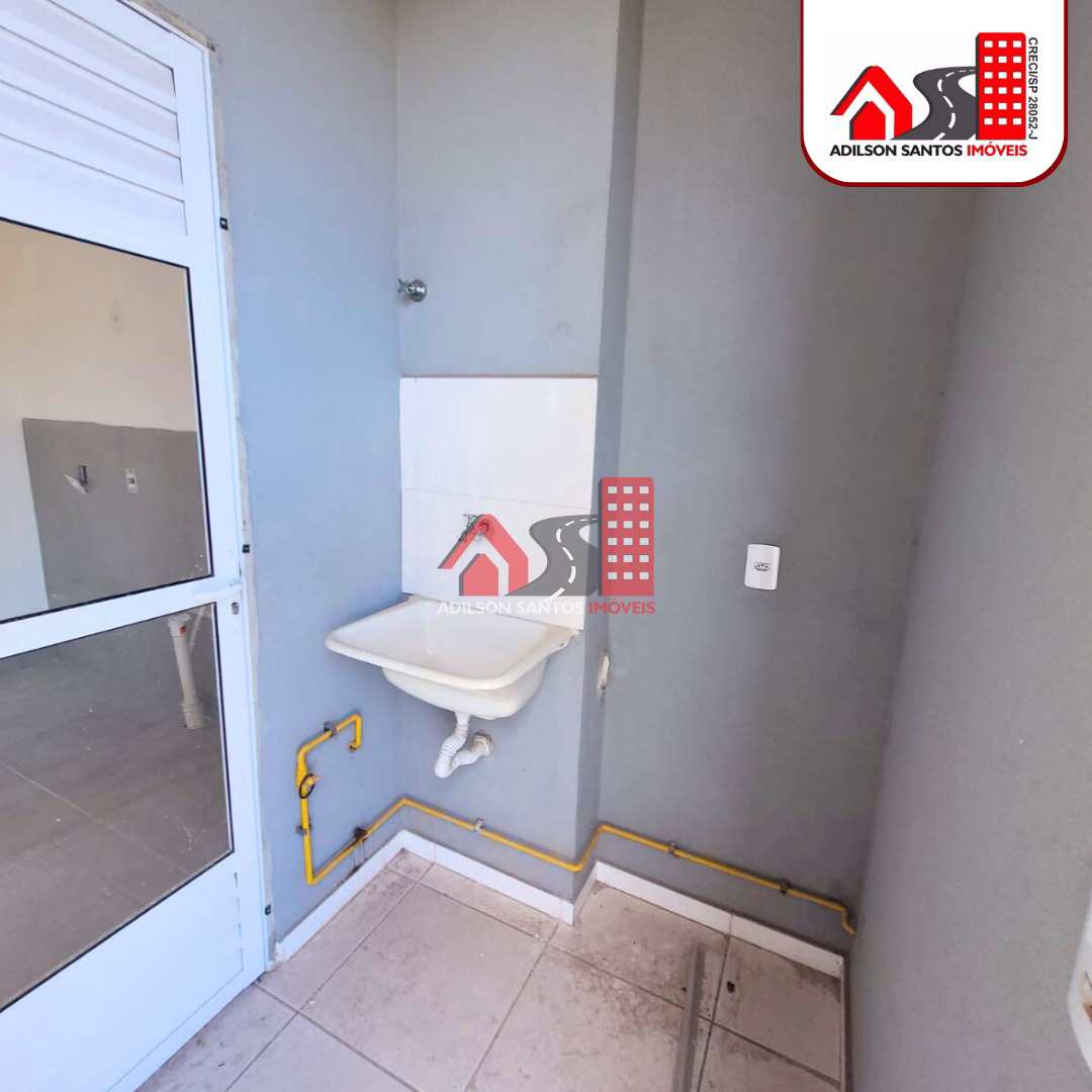 Apartamento à venda com 2 quartos, 44m² - Foto 2