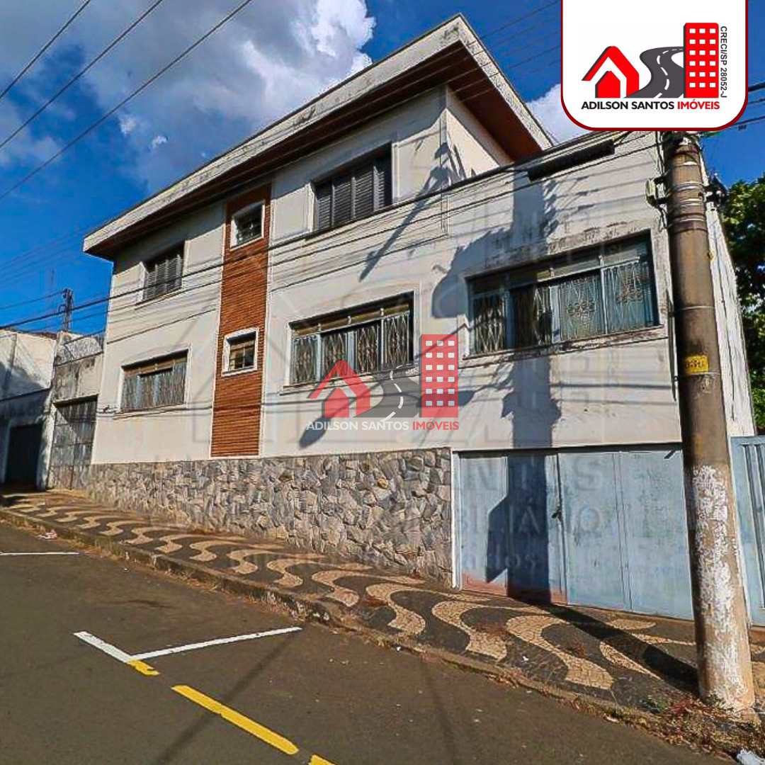 Sobrado à venda com 4 quartos, 261m² - Foto 2