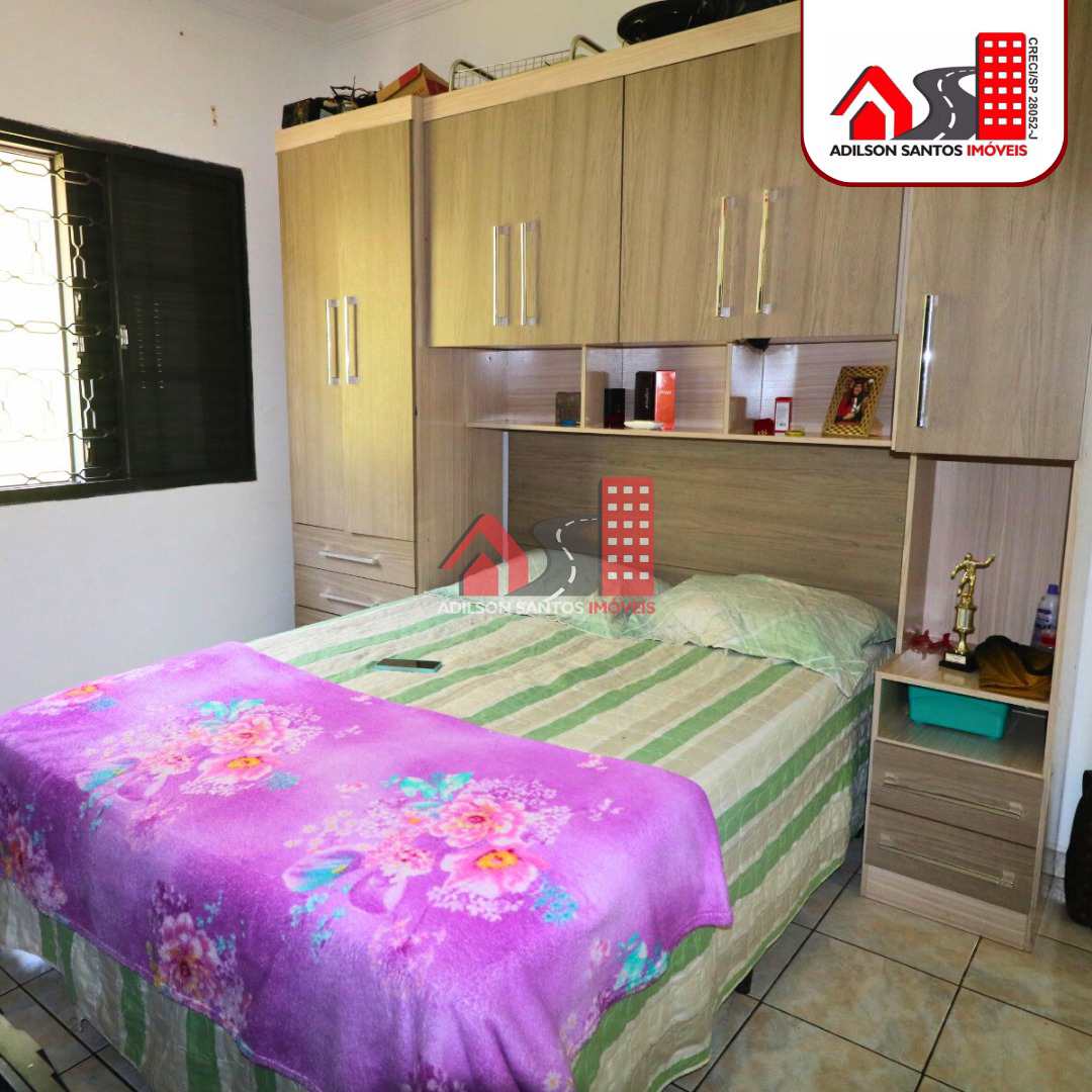 Casa à venda com 3 quartos, 250m² - Foto 5