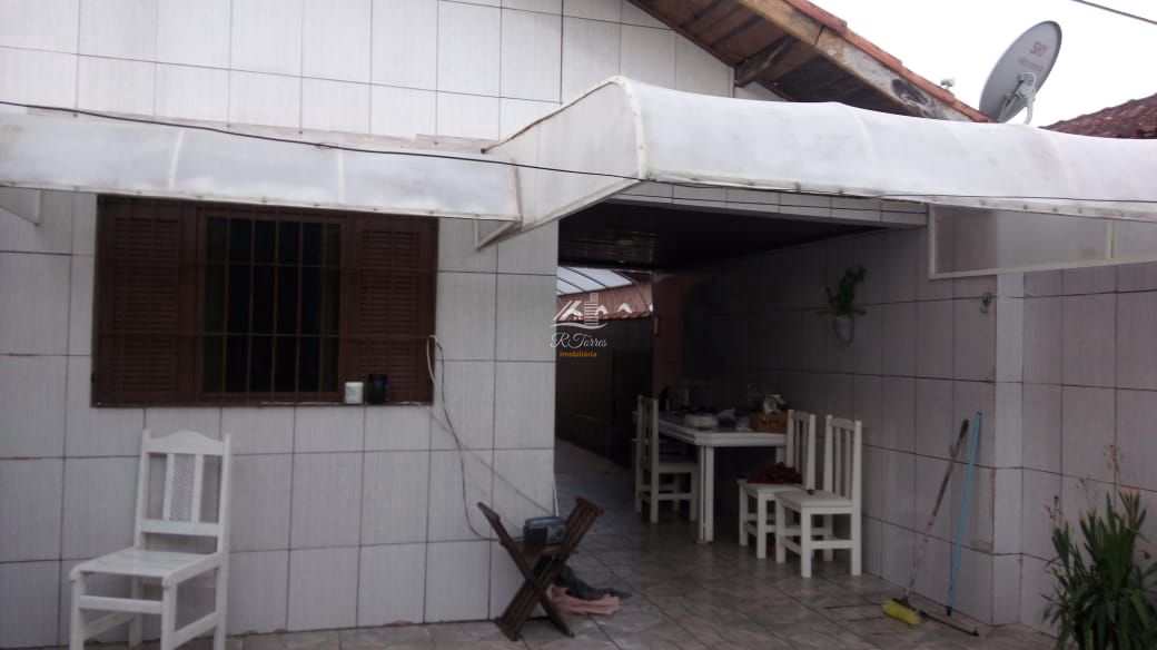 Casa com 2 dorms, Balneário Santa Eugênia, Mongaguá - R$ 250 mil, Cod: 210