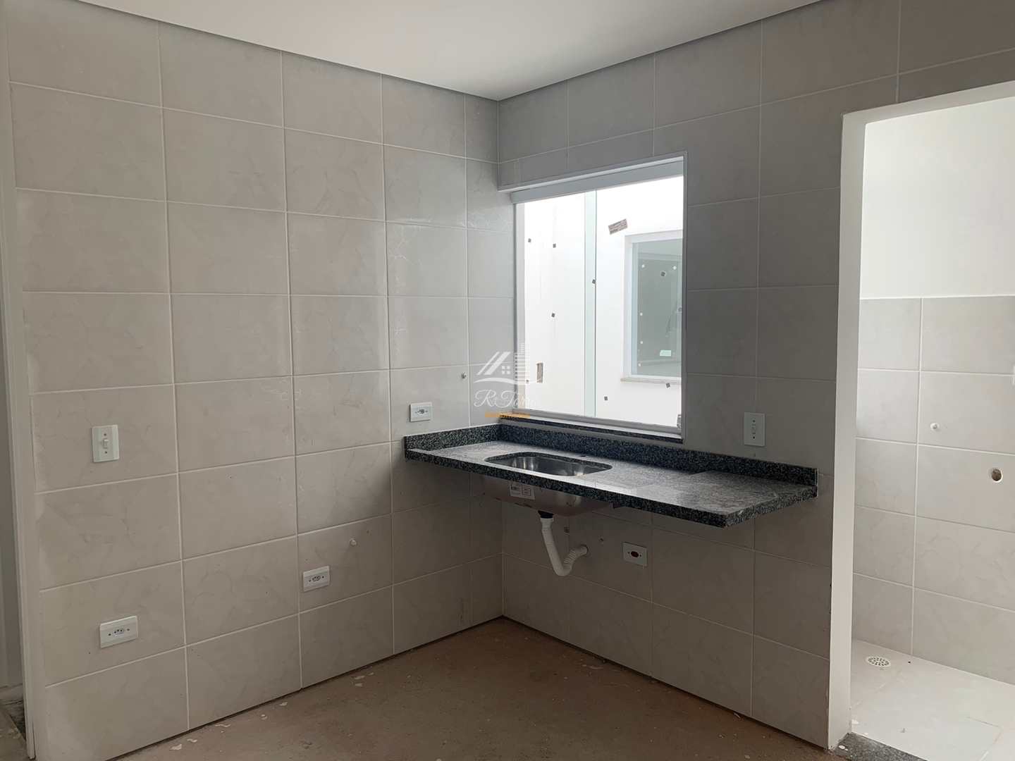 Apartamento com 2 dorms, Vila Palmares, Santo André - R$ 350 mil, Cod: 247