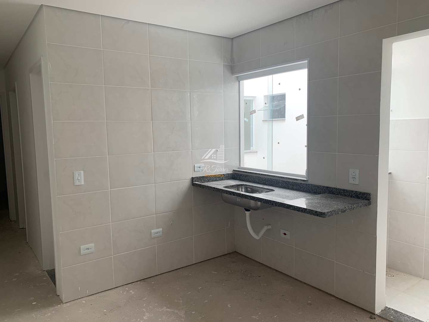 Apartamento com 2 dorms, Vila Palmares, Santo André - R$ 350 mil, Cod: 249