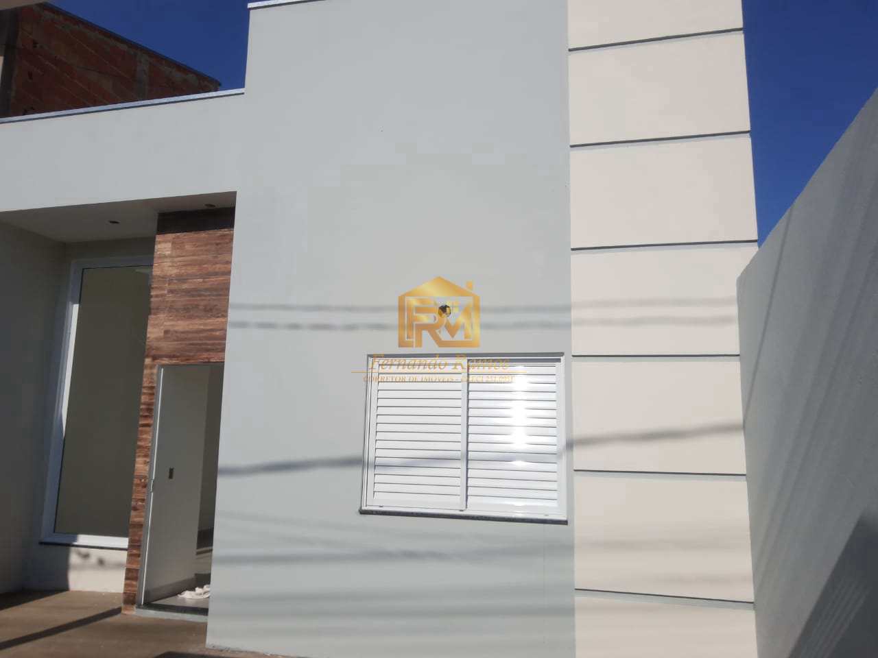 Casa com 2 dorms, Jardim Santa Marta III, Salto - R$ 338 mil
