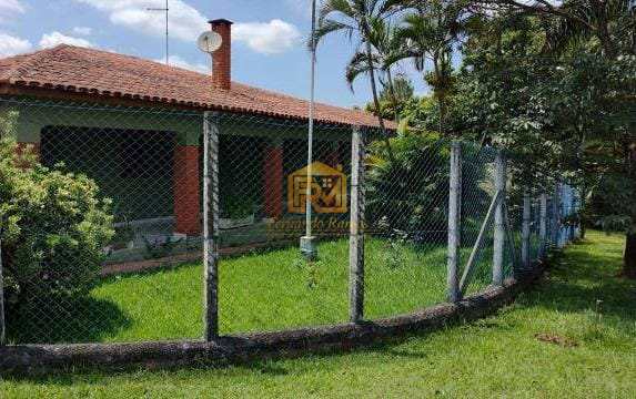 Chácara condomínio Terras de Santa Rosa, Salto - R$ 950 mil