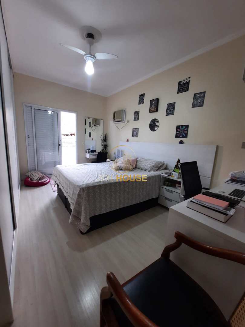 Sobrado à venda com 3 quartos, 136m² - Foto 11