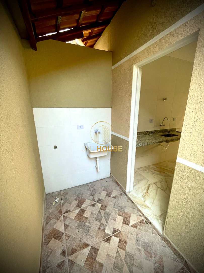 Casa de Condomínio à venda com 2 quartos, 39m² - Foto 8