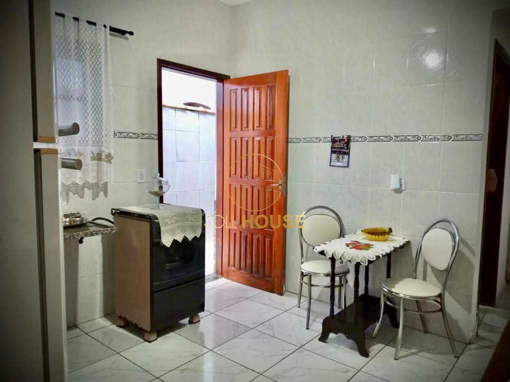 Casa à venda com 3 quartos, 90m² - Foto 6