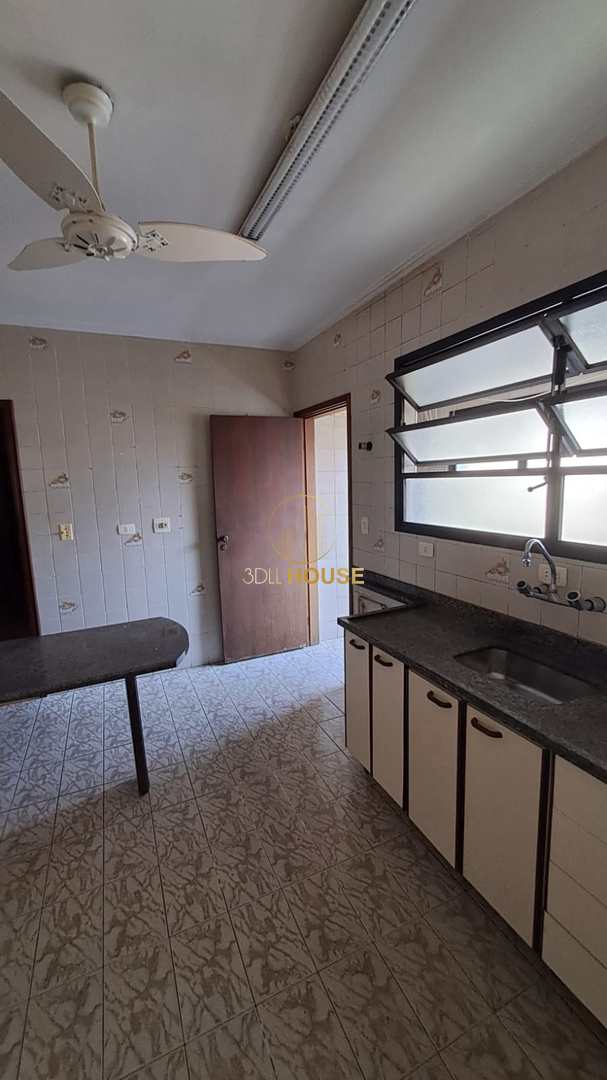 Apartamento à venda com 3 quartos, 127m² - Foto 8