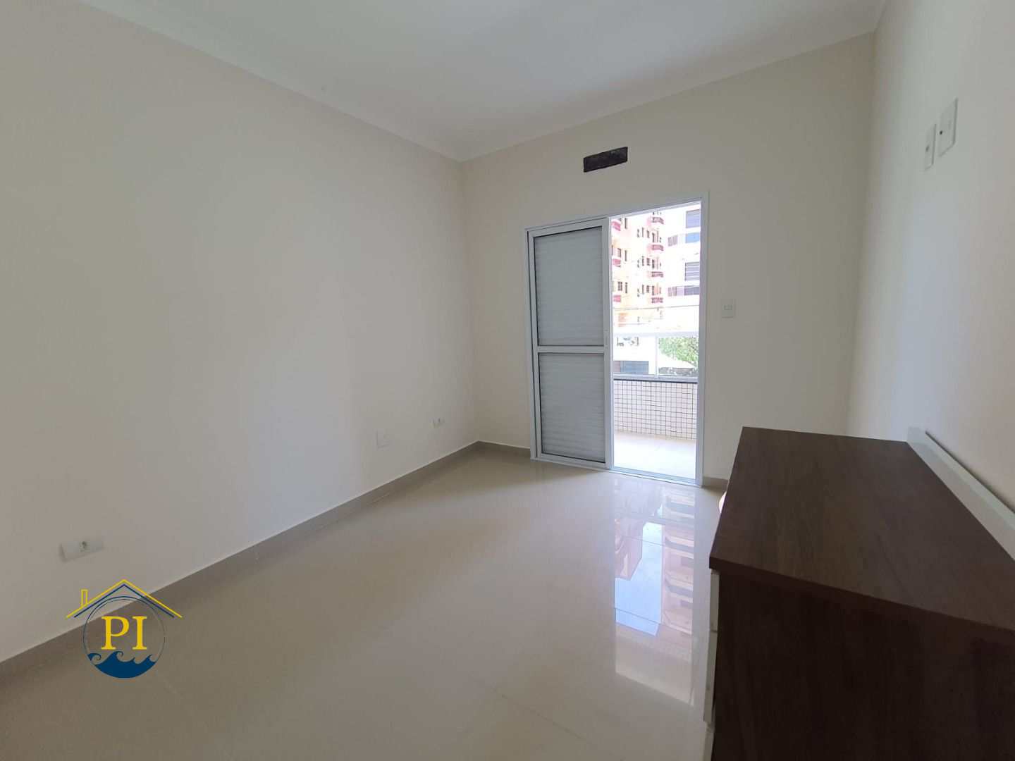 Casa à venda com 2 quartos, 70m² - Foto 13