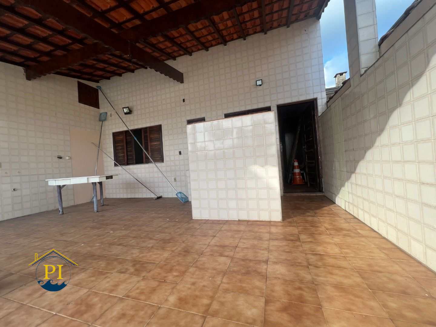 Casa à venda com 3 quartos, 400m² - Foto 7