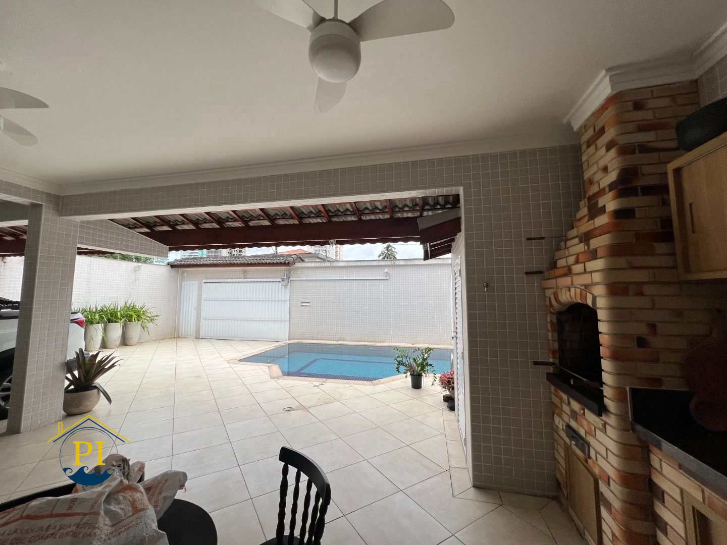 Casa à venda com 3 quartos, 200m² - Foto 6