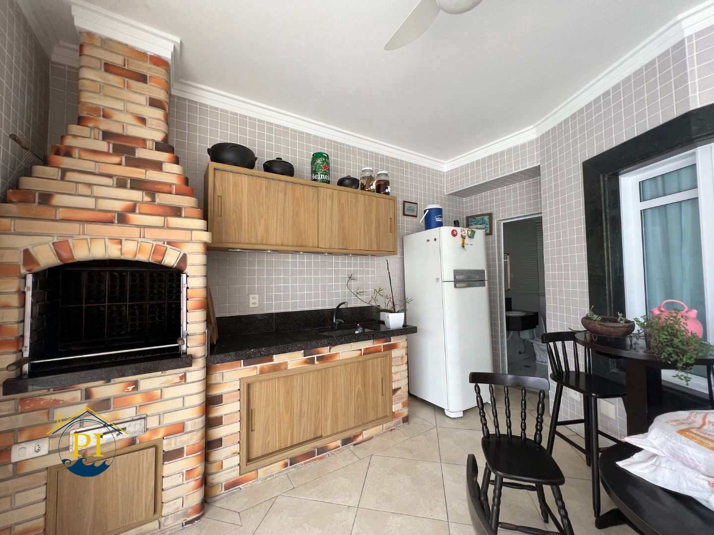 Casa à venda com 3 quartos, 200m² - Foto 3