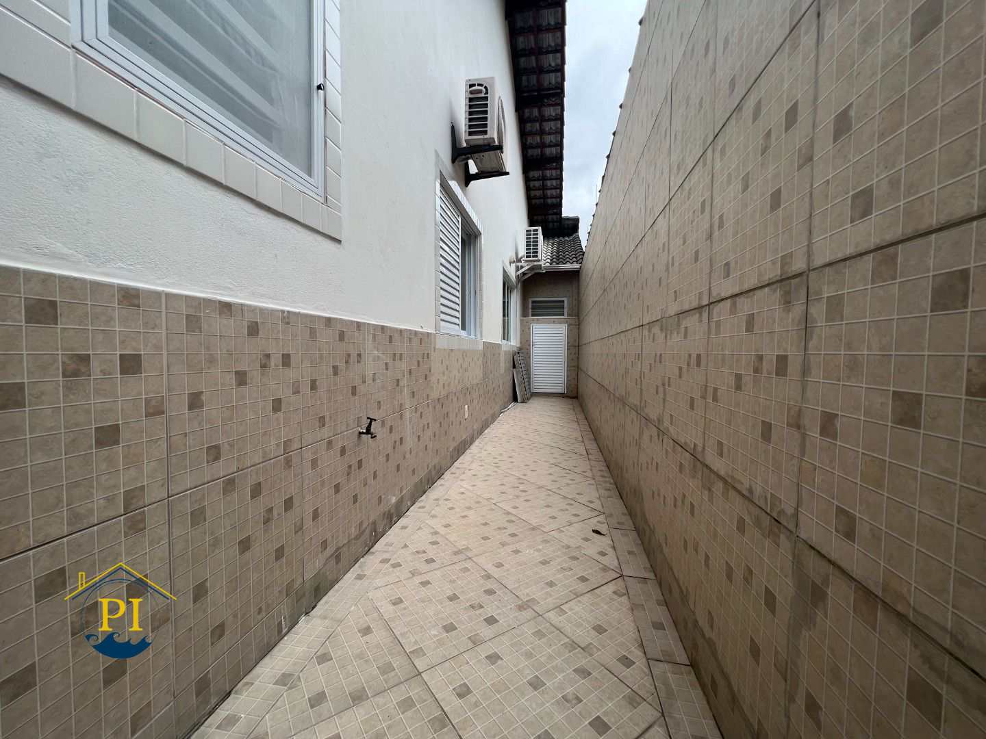 Casa à venda com 3 quartos, 200m² - Foto 33