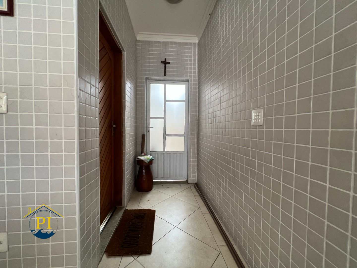 Casa à venda com 3 quartos, 200m² - Foto 9