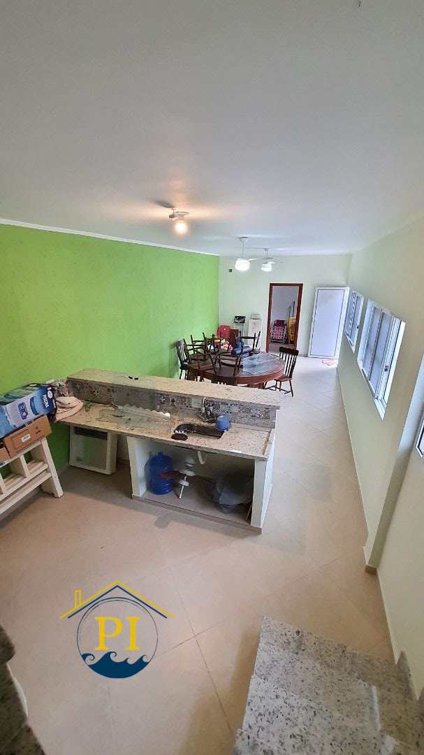 Casa à venda com 3 quartos, 300m² - Foto 17