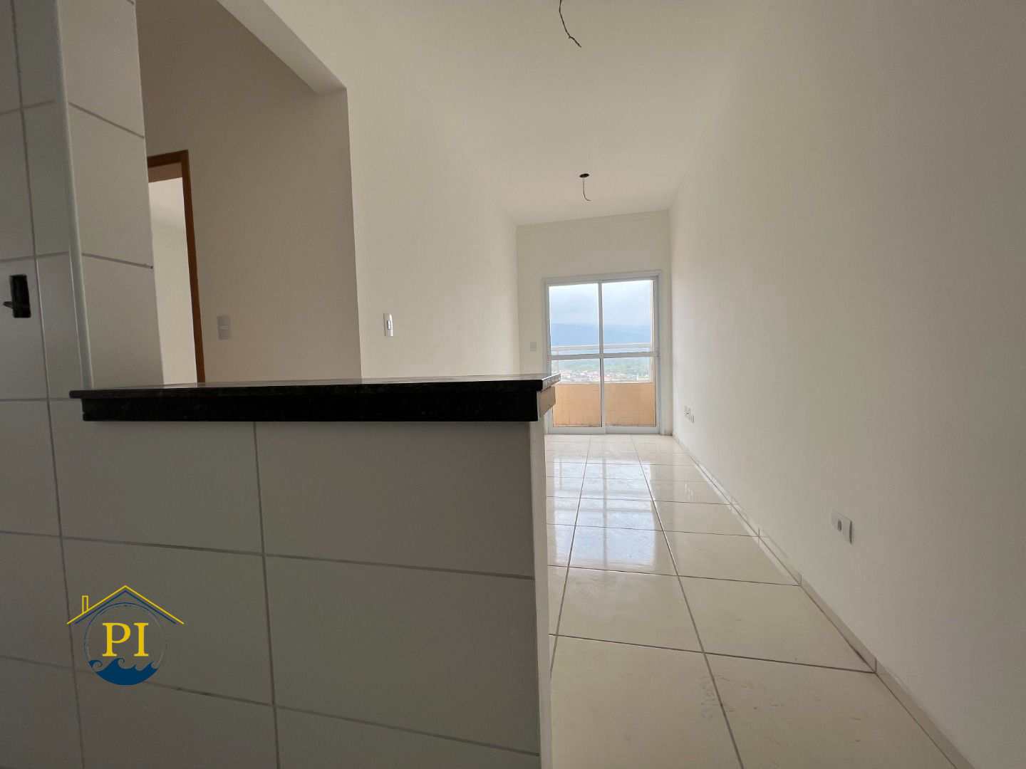 Apartamento à venda com 1 quarto, 62m² - Foto 2