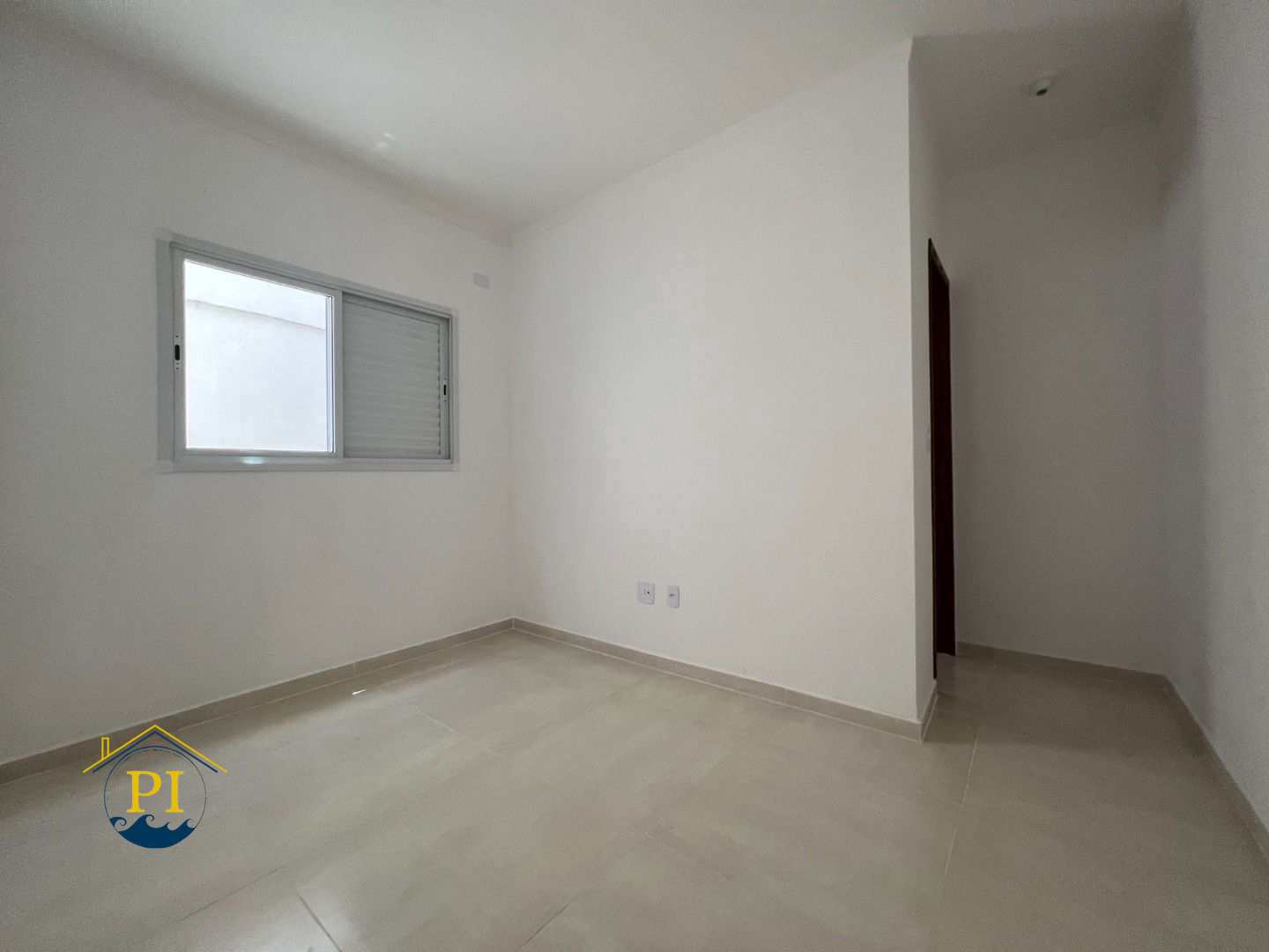 Casa à venda com 2 quartos, 51m² - Foto 11