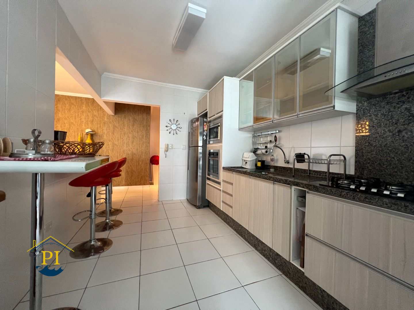 Apartamento à venda com 3 quartos, 136m² - Foto 10