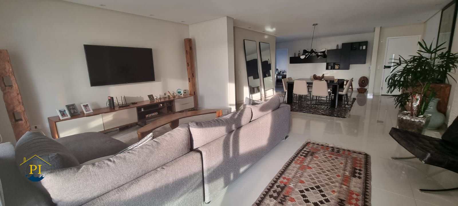 Apartamento à venda com 3 quartos, 156m² - Foto 1