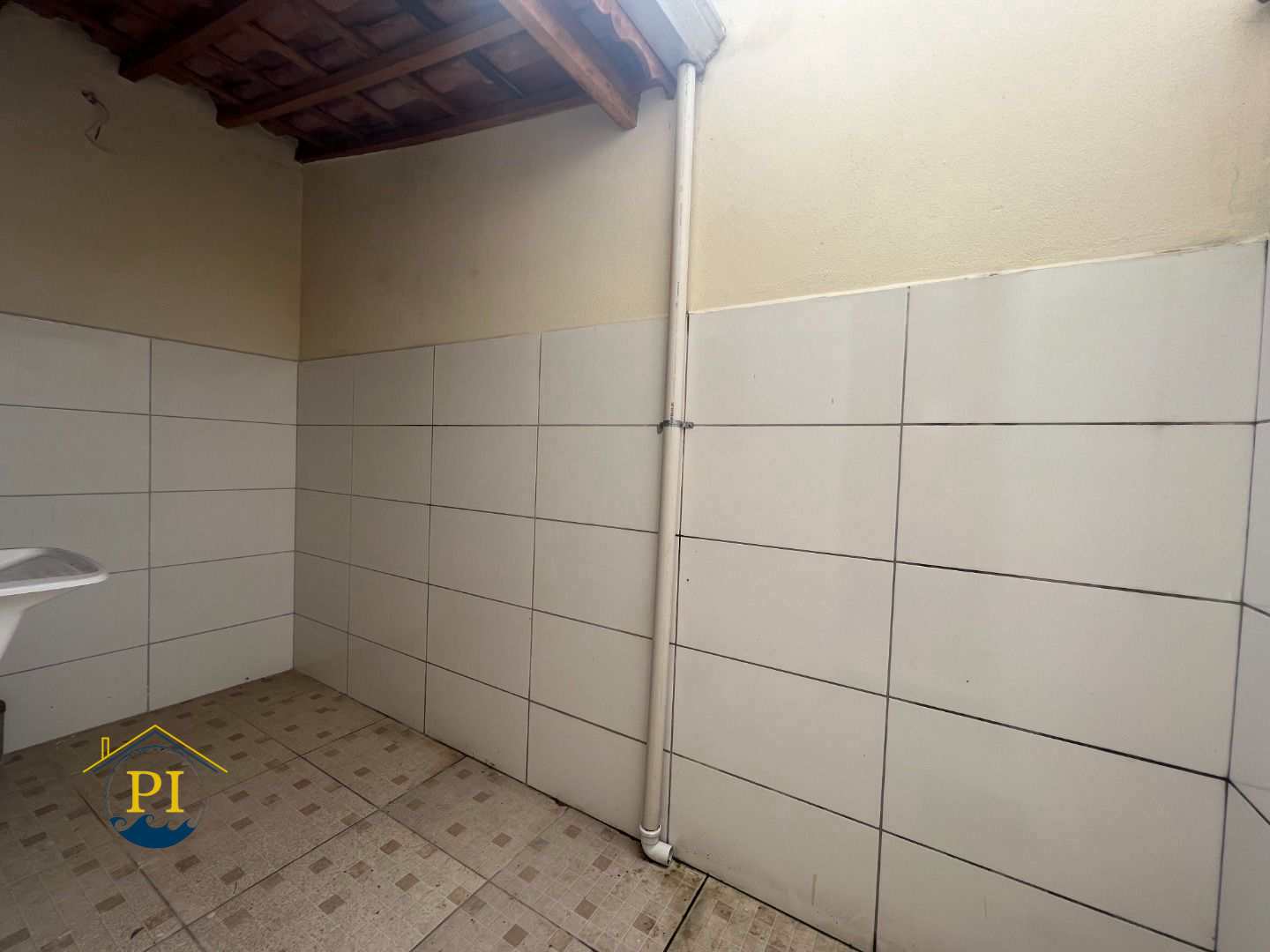 Casa à venda com 2 quartos, 52m² - Foto 17