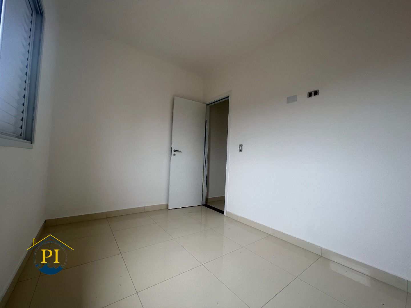 Casa à venda com 2 quartos, 52m² - Foto 20