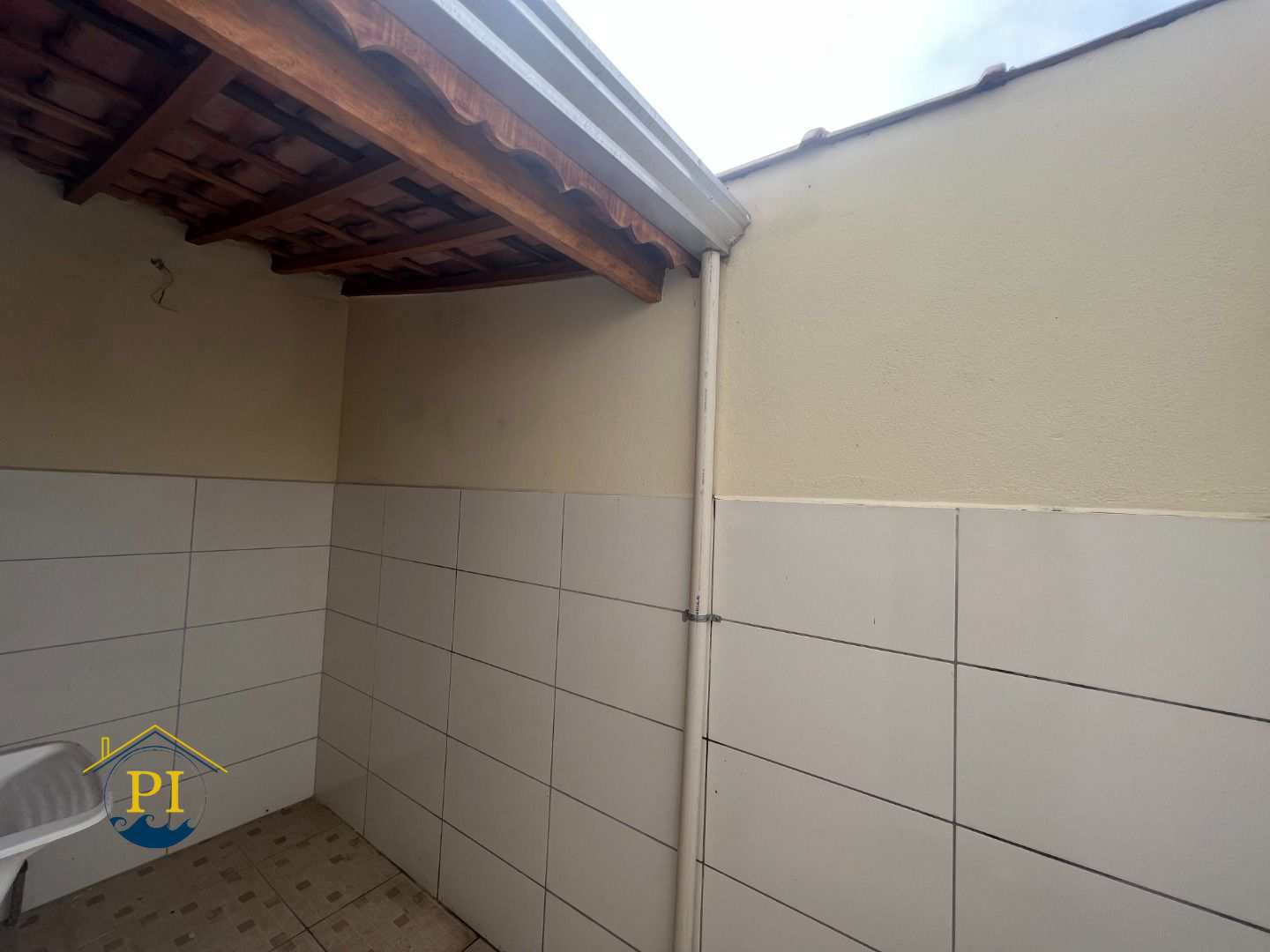 Casa à venda com 2 quartos, 52m² - Foto 14