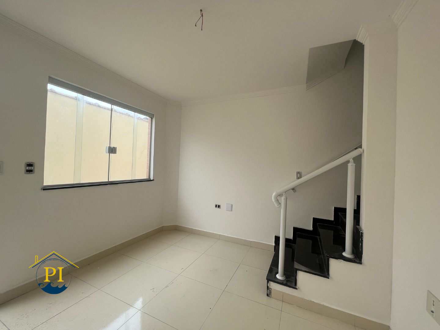 Casa à venda com 2 quartos, 52m² - Foto 5