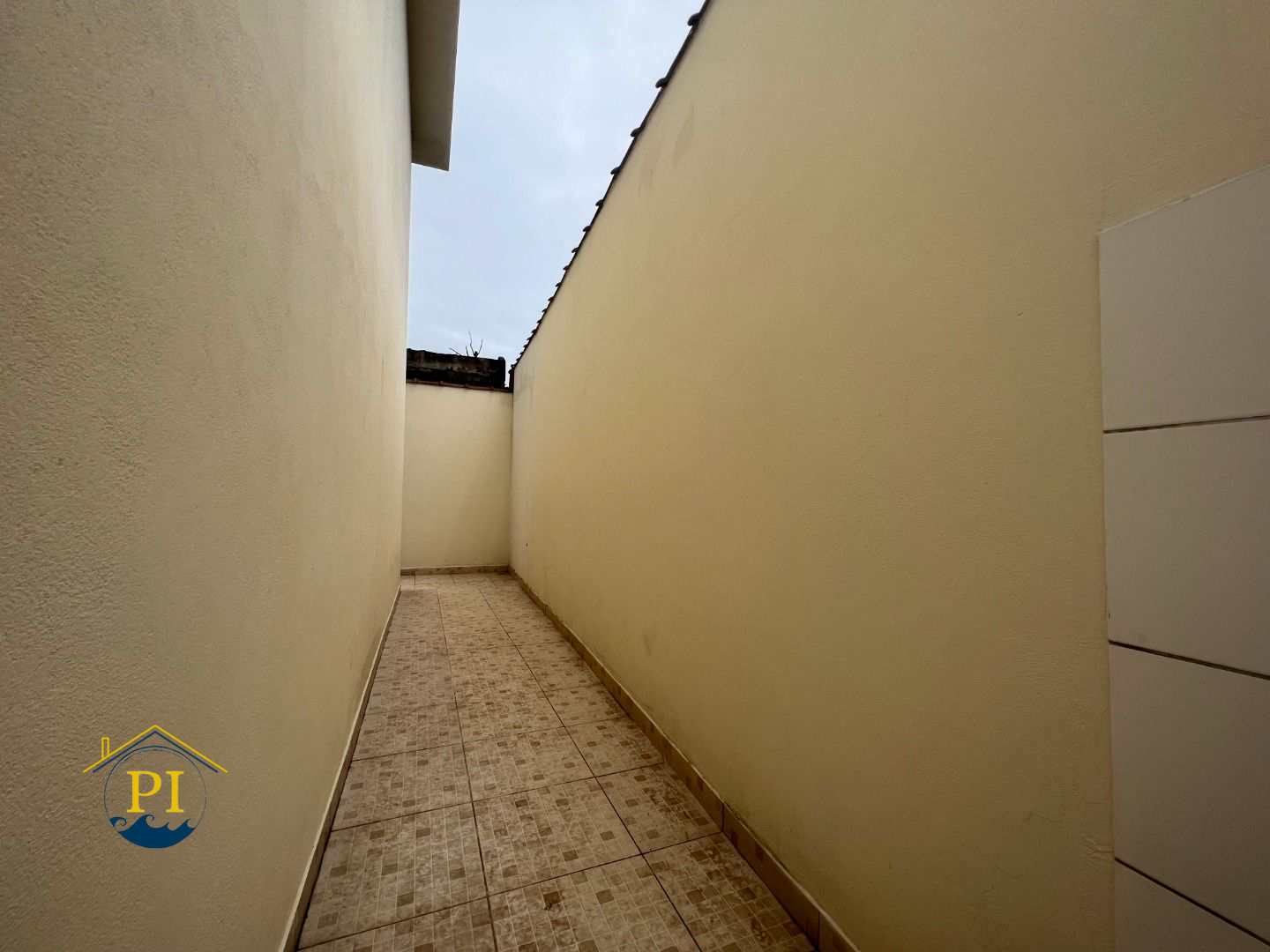 Casa à venda com 2 quartos, 52m² - Foto 41