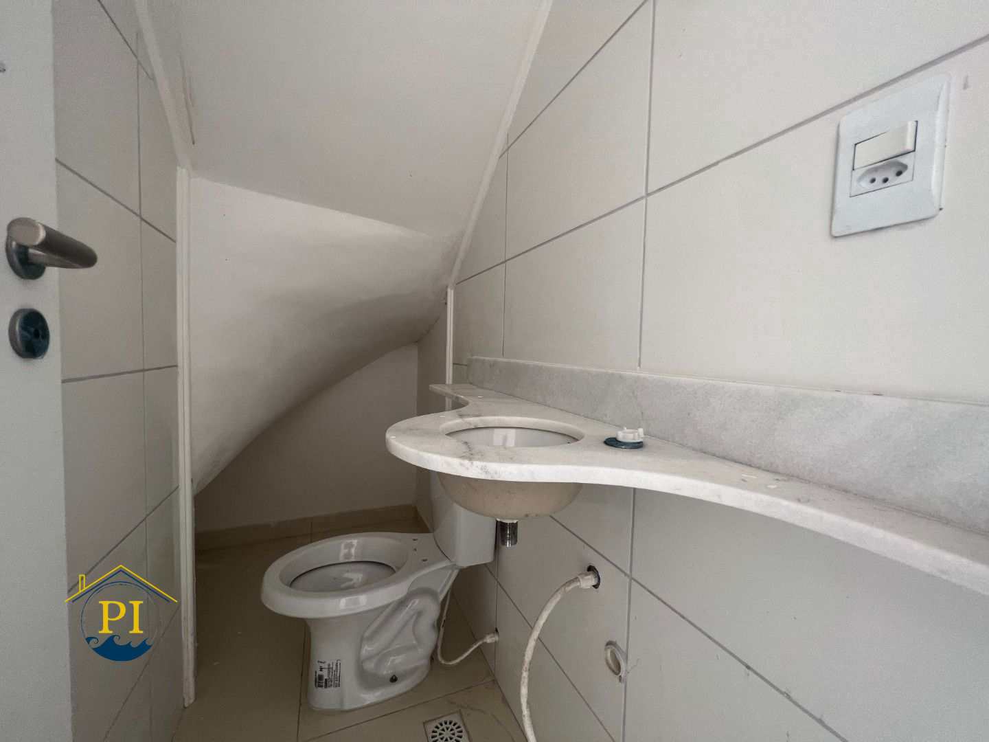 Casa à venda com 2 quartos, 51m² - Foto 6