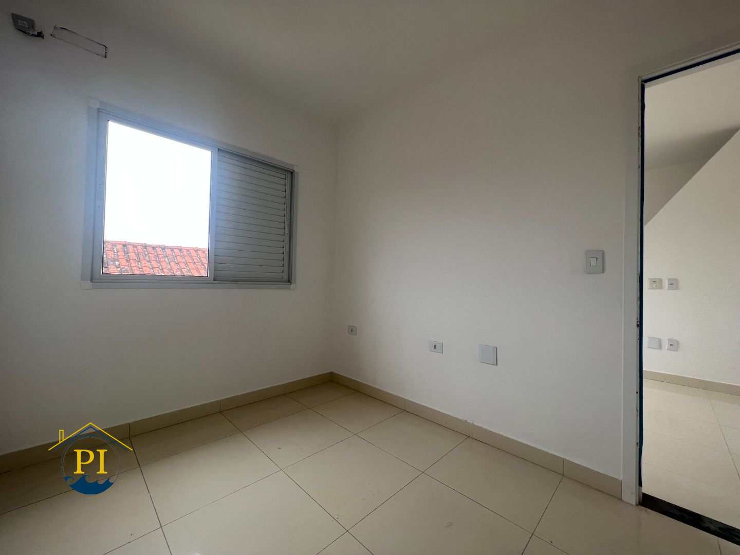 Casa à venda com 2 quartos, 47m² - Foto 14