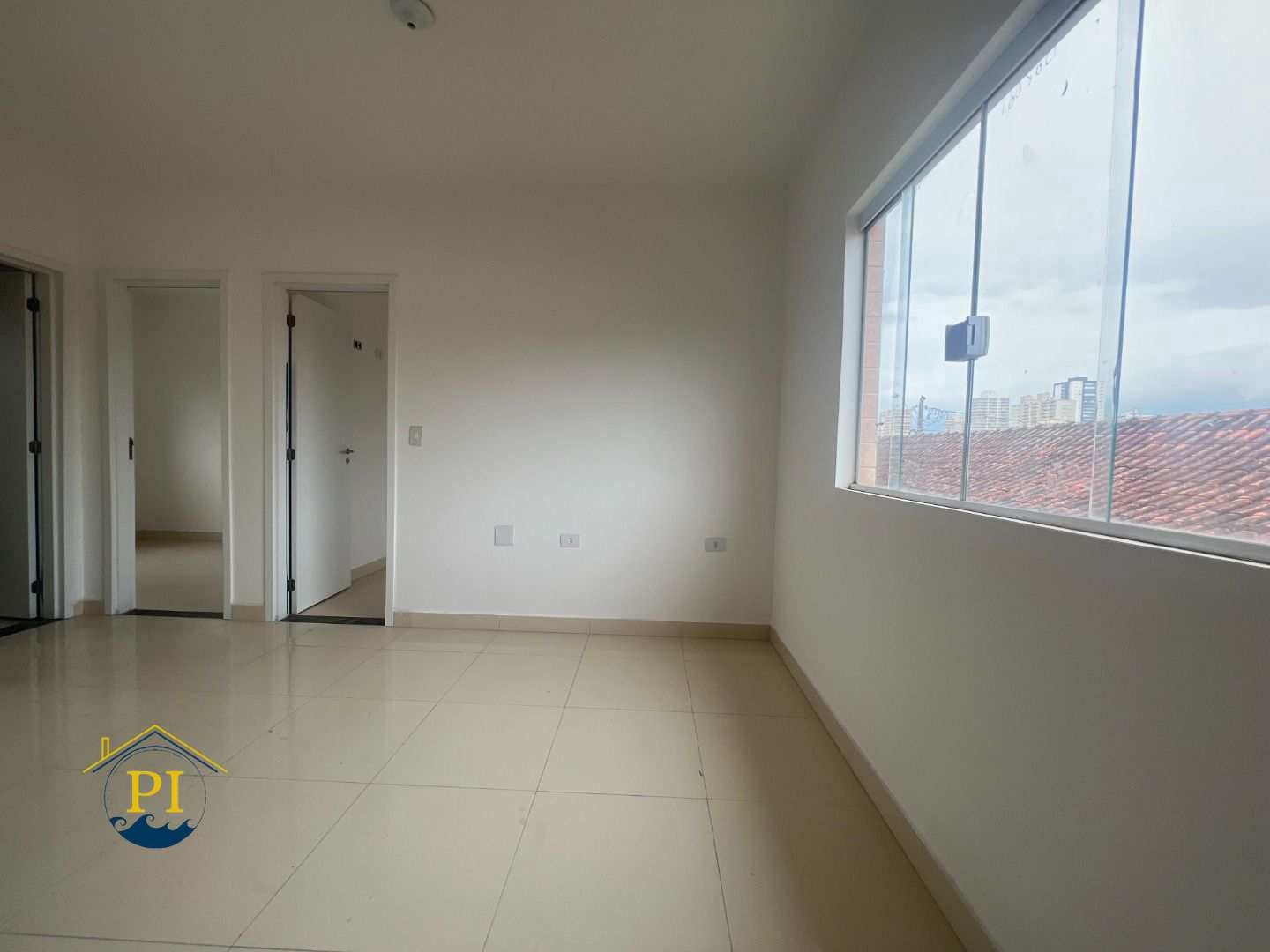 Casa à venda com 2 quartos, 47m² - Foto 3