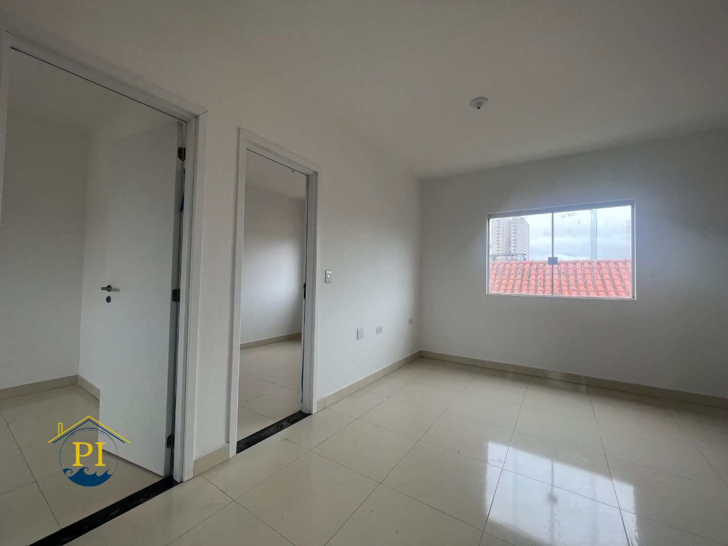 Casa à venda com 2 quartos, 47m² - Foto 7