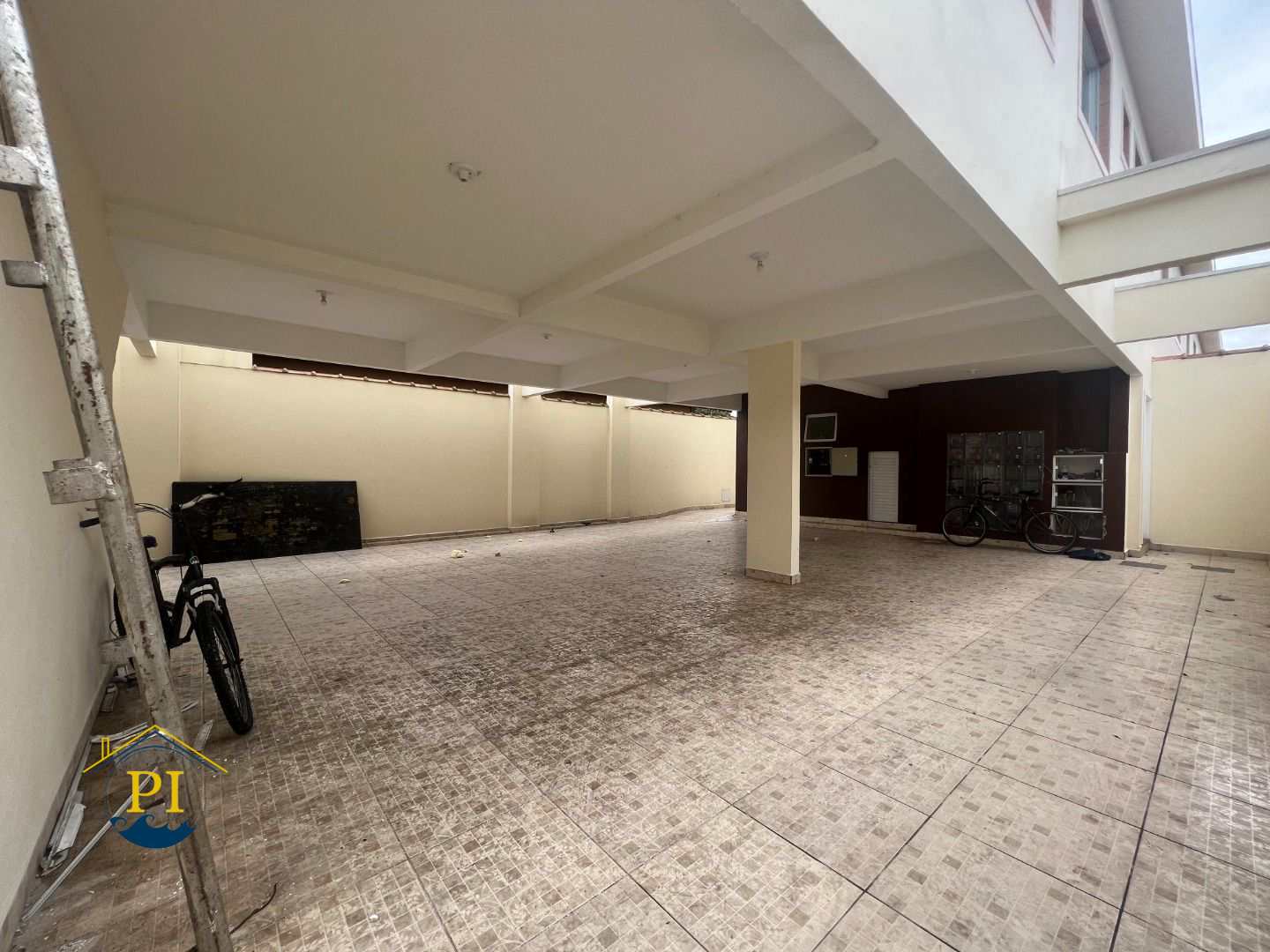 Casa à venda com 2 quartos, 47m² - Foto 17