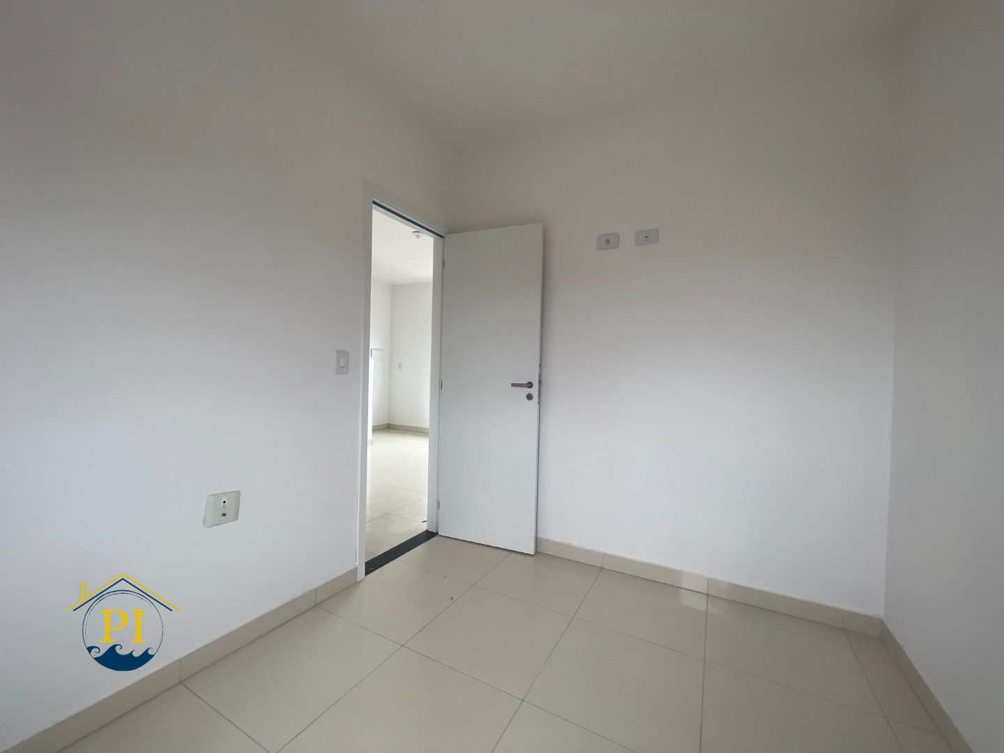 Casa à venda com 2 quartos, 48m² - Foto 17