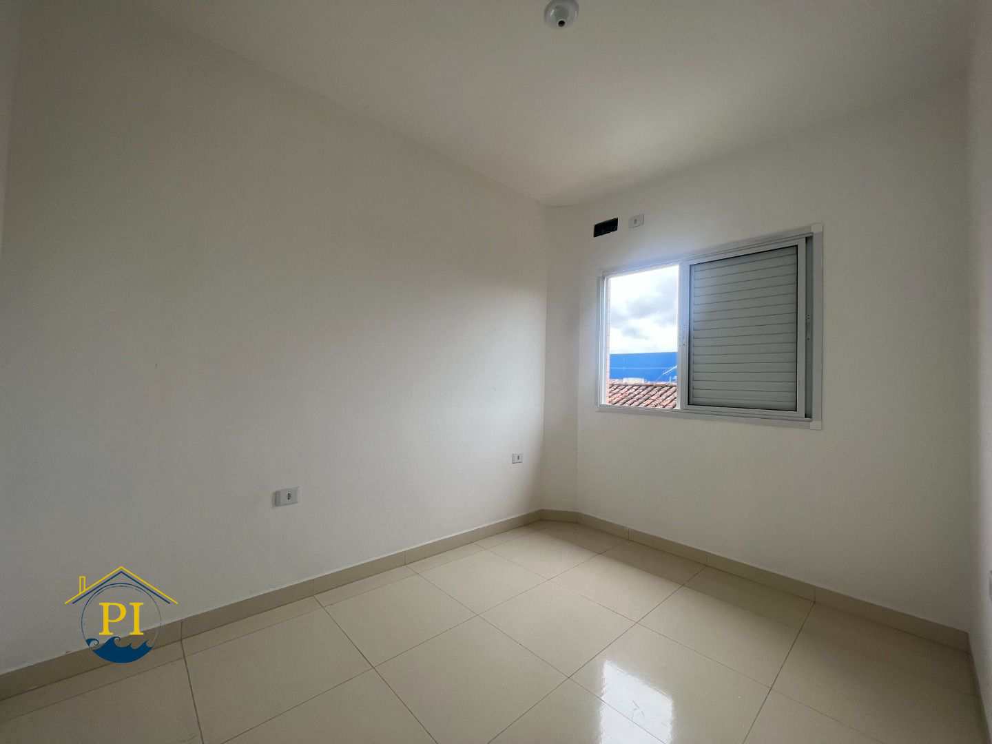 Casa à venda com 2 quartos, 48m² - Foto 12