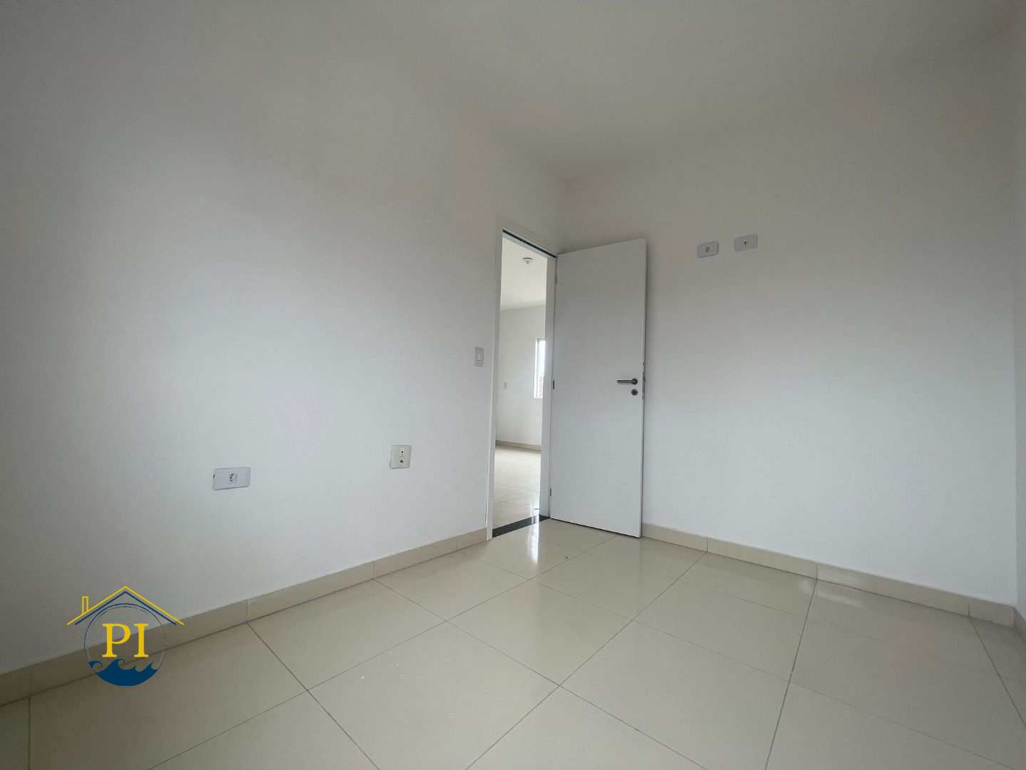 Casa à venda com 2 quartos, 48m² - Foto 14