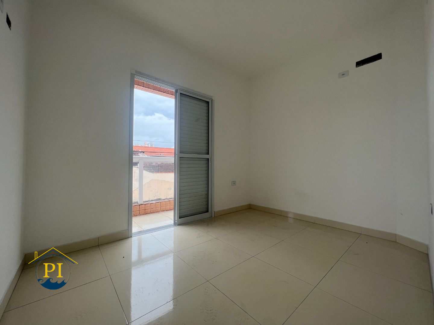 Casa à venda com 2 quartos, 56m² - Foto 17