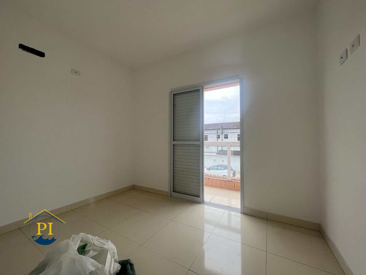 Casa à venda com 2 quartos, 56m² - Foto 11