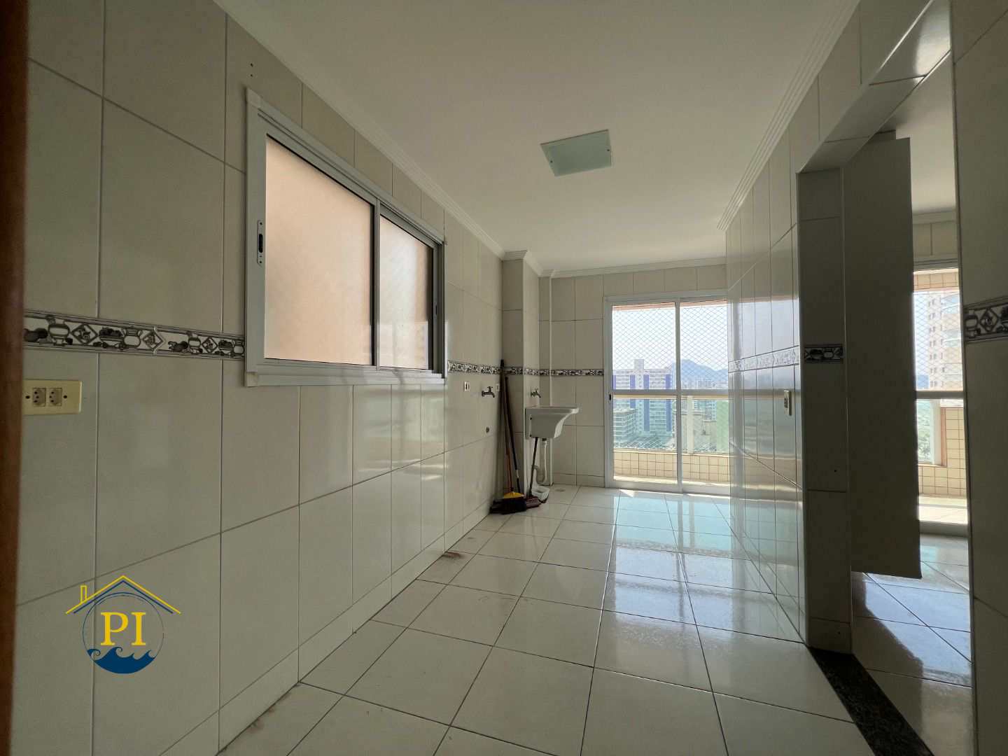 Apartamento à venda com 4 quartos, 225m² - Foto 14