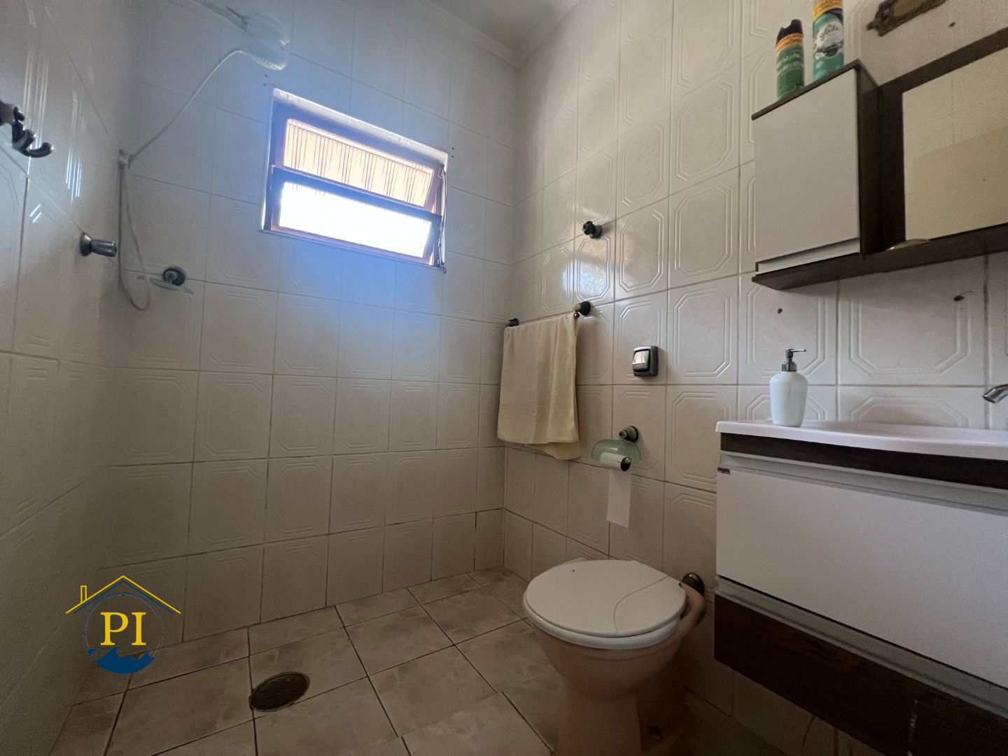 Casa à venda com 2 quartos, 75m² - Foto 13