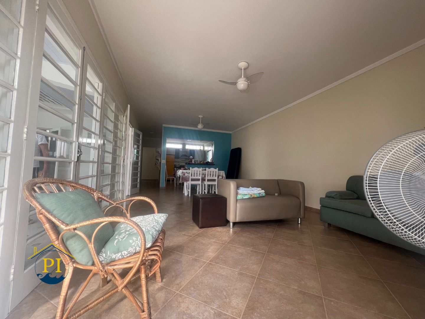 Casa à venda com 4 quartos, 251m² - Foto 8