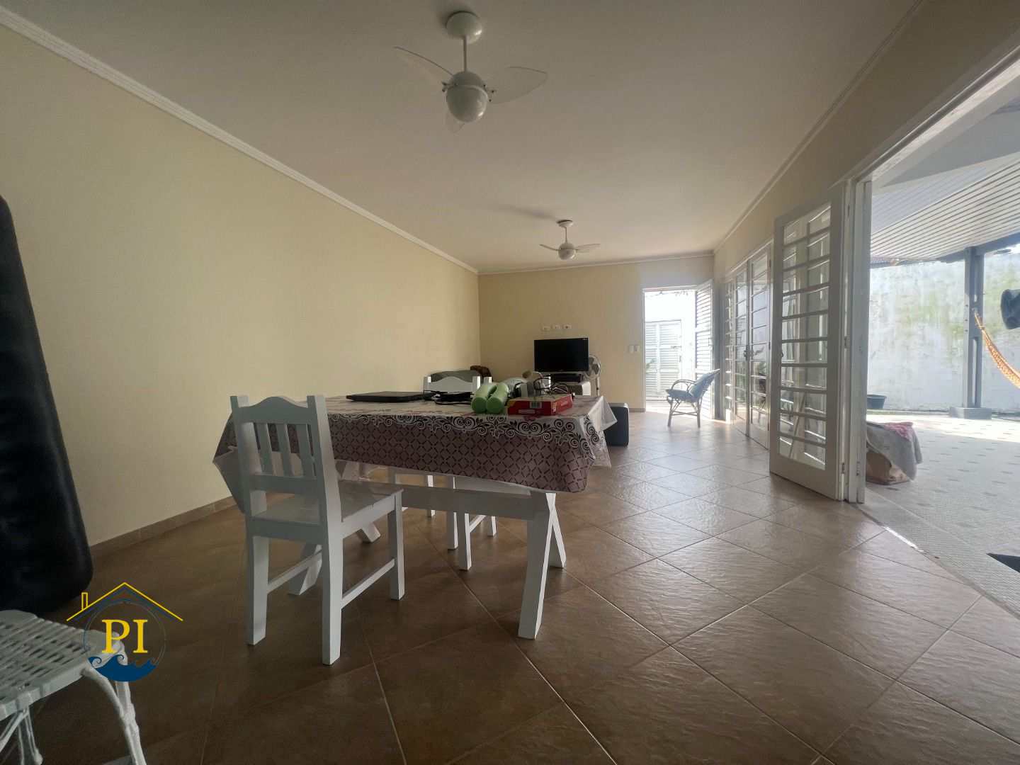 Casa à venda com 4 quartos, 251m² - Foto 15