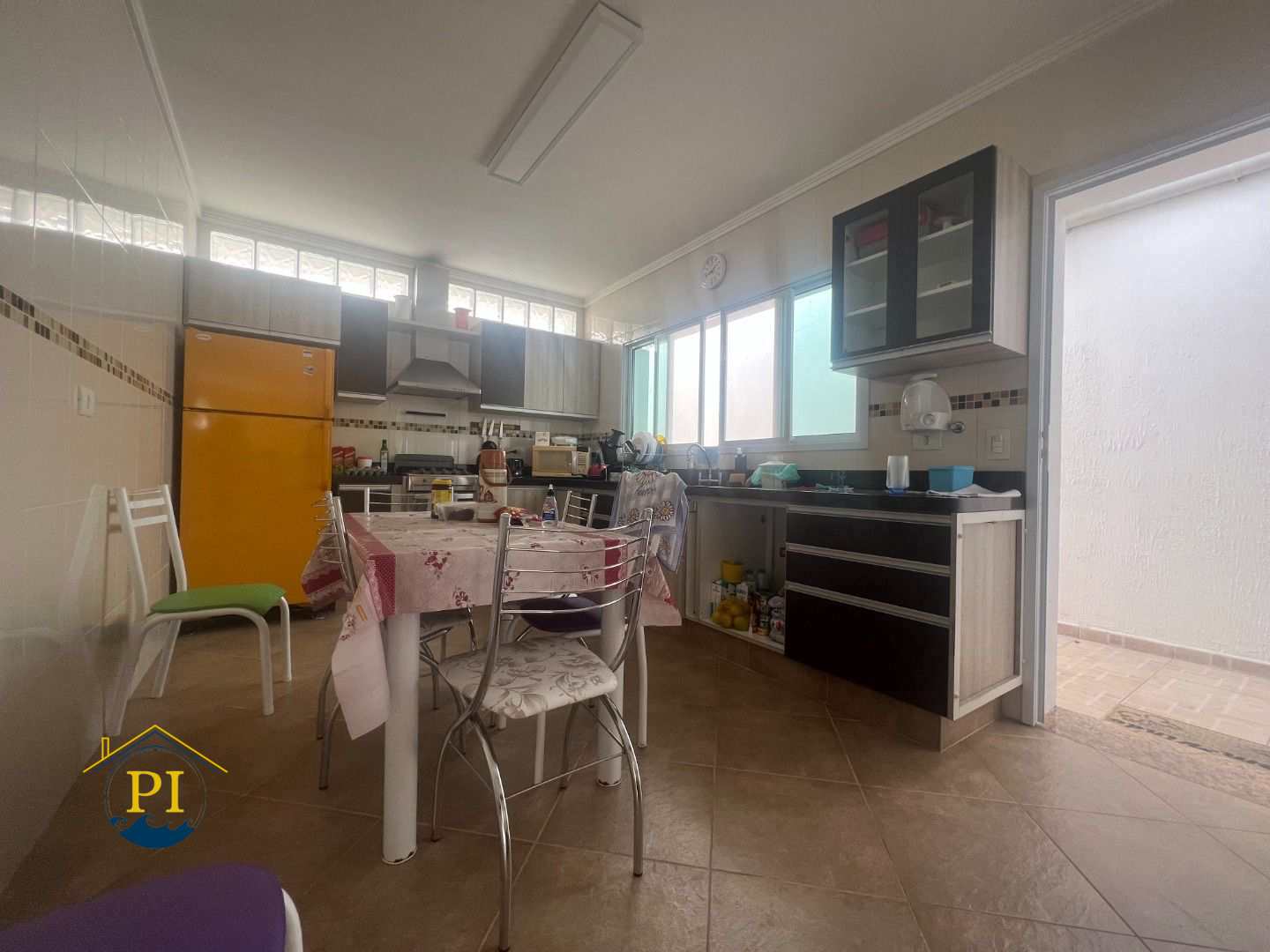 Casa à venda com 4 quartos, 251m² - Foto 14