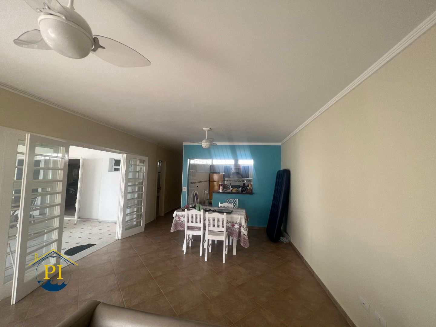 Casa à venda com 4 quartos, 251m² - Foto 11